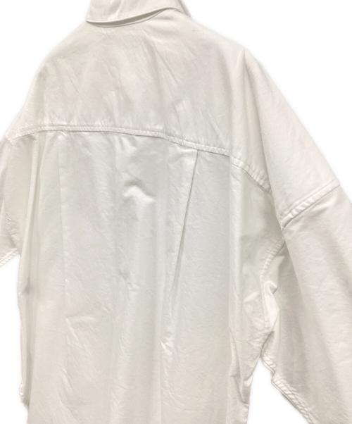 URBAN RESEARCH（アーバンリサーチ）URBAN RESEARCH (アーバンリサーチ) オックスオーバーシャツ ホワイト サイズ:FREE 未使用品の古着・服飾アイテム