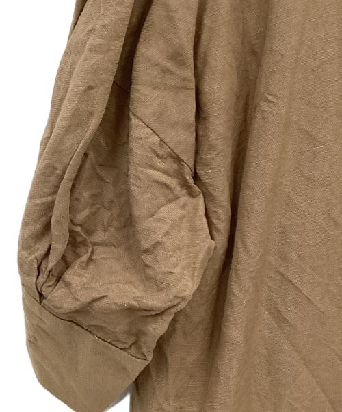 Adam et Rope（アダム エ ロペ）Adam et Rope (アダム エ ロペ) リネンボリュームスリーブワンピース ブラウン サイズ:FREEの古着・服飾アイテム