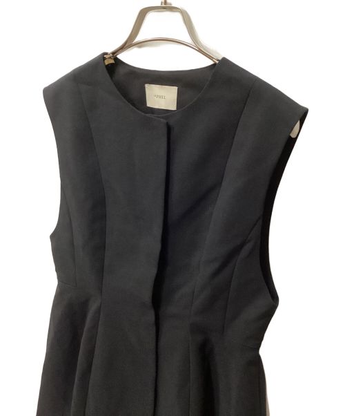 LE PHIL（ル フィル）LE PHIL (ル フィル) ダブルクロスペプラムジレ ブラックの古着・服飾アイテム