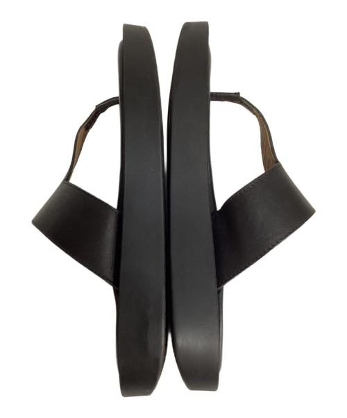 Caminando（カミナンド）Caminando (カミナンド) THONG PLATFORM サンダル ブラック サイズ:6の古着・服飾アイテム