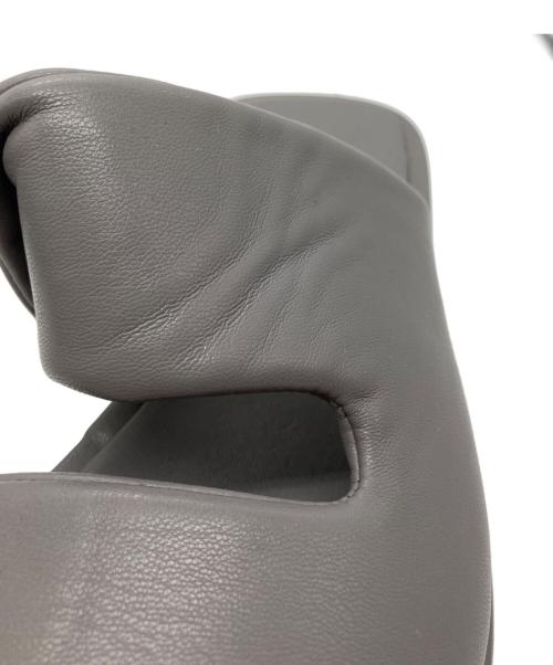 quartierglam（カルチェグラム）quartierglam (カルチェグラム) PLATFORM PUFFY SLIDE SANDALS / プラットフォームパフィースライドサンダル グレー サイズ:35 1/2の古着・服飾アイテム