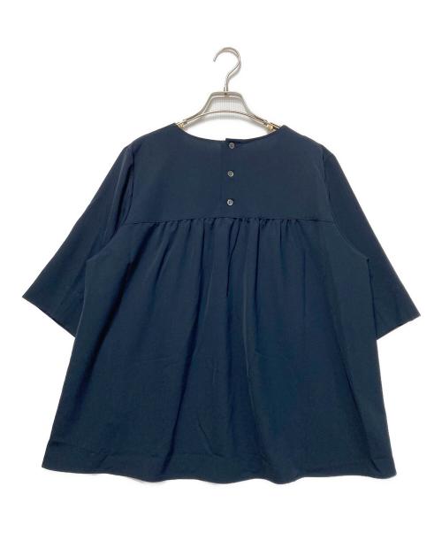23区（ニジュウサンク）23区 (ニジュウサンク) ハイストレッチツイル ブラウス ネイビー サイズ:44の古着・服飾アイテム