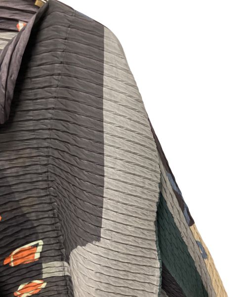 ISSEY MIYAKE（イッセイミヤケ）ISSEY MIYAKE (イッセイミヤケ) 総柄プリーツカーディガン マルチカラー サイズ:2の古着・服飾アイテム