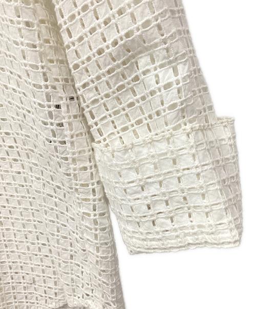 ANDERSSON BELL（アンダーソンベル）ANDERSSON BELL (アンダーソンベル) COLLARLESS EMBROIDERY COTTON SHIRTS ホワイト サイズ:Mの古着・服飾アイテム