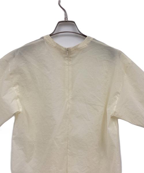 STUNNING LURE（スタニングルアー）STUNNING LURE (スタニングルアー) シアーTブラウス ベージュ サイズ:Sの古着・服飾アイテム