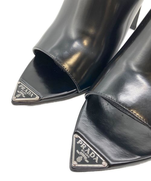PRADA（プラダ）PRADA (プラダ) 三角プレートハイヒールスライドサンダル ブラック サイズ:37の古着・服飾アイテム