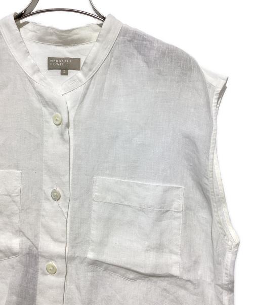 MARGARET HOWELL（マーガレットハウエル）MARGARET HOWELL (マーガレットハウエル) SOFT LINEN ノースリーブシャツ ホワイト サイズ:2 未使用品の古着・服飾アイテム