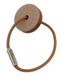 HERMES（エルメス）の古着「キーチェーン」｜ベージュ