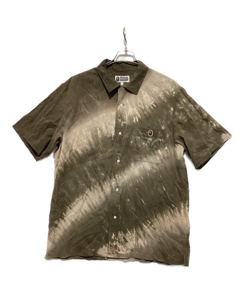 A BATHING APE（ア ベイシング エイプ）A BATHING APE (ア ベイシング エイプ) Ape Head One Point Tie Dye Shirt オリーブ×ベージュ サイズ:2XLの古着・服飾アイテム