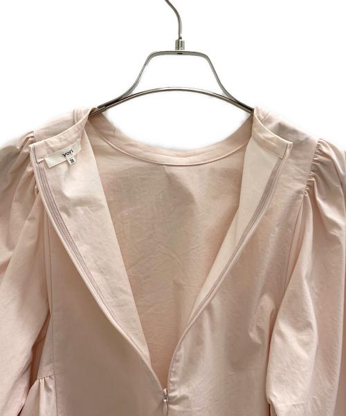 YORI（ヨリ）YORI (ヨリ) サイドギャザーブラウス ピンク サイズ:36の古着・服飾アイテム