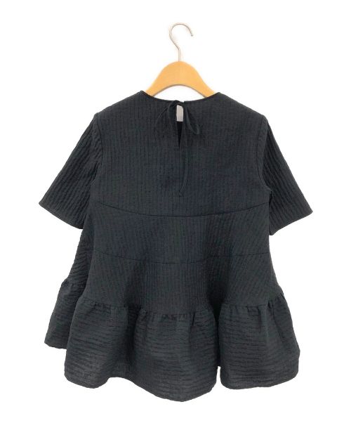 YORI（ヨリ）yori (ヨリ) フクレティアードブラウス ブラック サイズ:36の古着・服飾アイテム