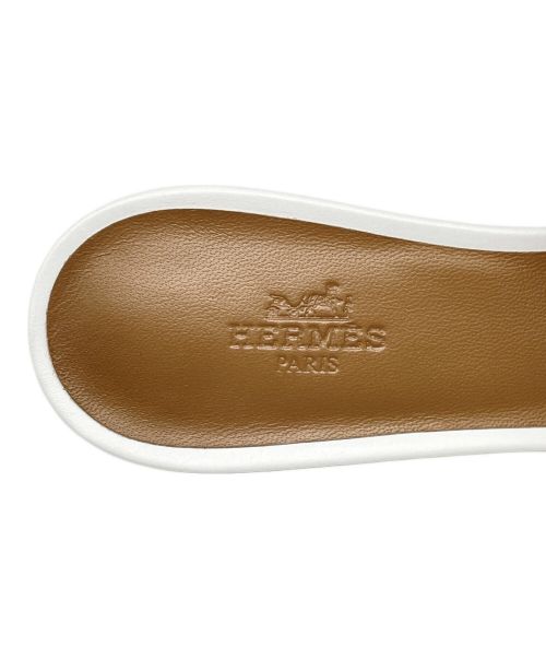 HERMES（エルメス）HERMES (エルメス) レディスサンダル 《オアジス》 ホワイト サイズ:37の古着・服飾アイテム