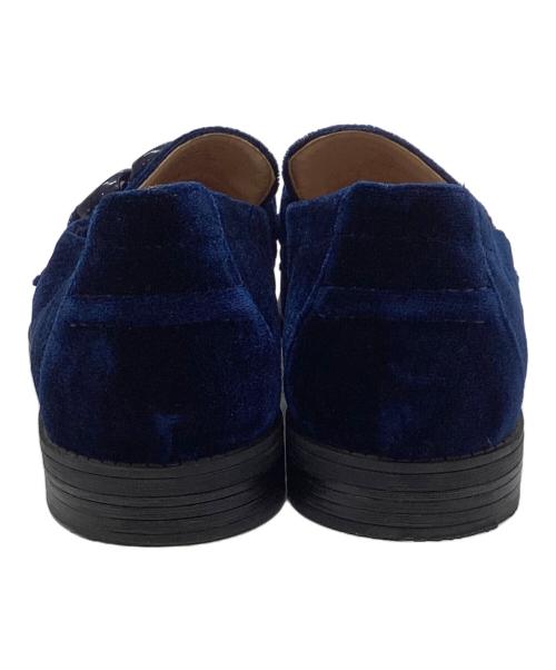 COLE HAAN（コールハーン）COLE HAAN (コールハーン) スタッシ チェーン ローファー ネイビー サイズ:7 1/2の古着・服飾アイテム