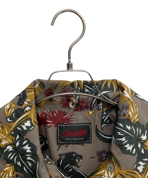 GANGSTERVILLE（ギャングスタービル）GANGSTERVILLE (ギャングスタービル) JUNGLE PANTHER - MOUNTAIN PARKA グレージュ サイズ:SIZE S 未使用品の古着・服飾アイテム