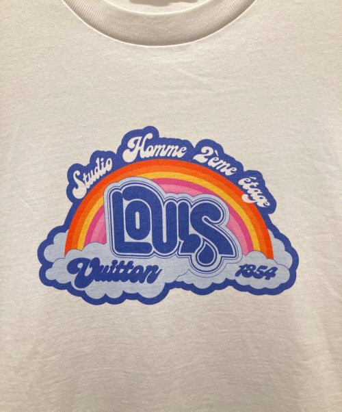 LOUIS VUITTON（ルイ ヴィトン）LOUIS VUITTON (ルイ ヴィトン) レインボープリンテッドTシャツ ホワイト サイズ:Sの古着・服飾アイテム