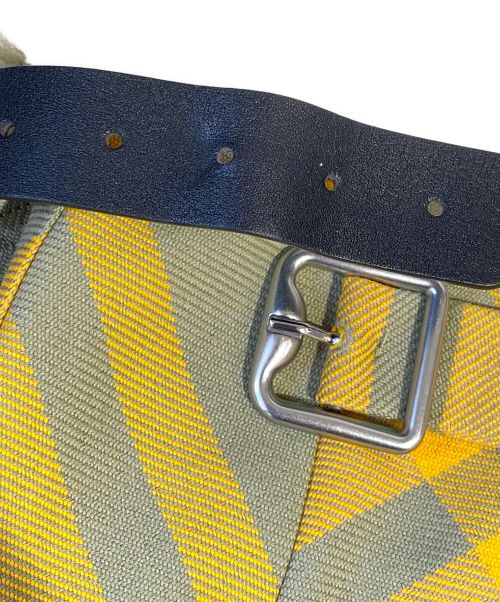 BURBERRY（バーバリー）BURBERRY (バーバリー) チェックウールキルトスカート イエロー サイズ:40の古着・服飾アイテム
