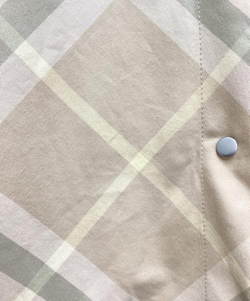 BURBERRY（バーバリー）BURBERRY (バーバリー) 24SS DANIEL LEE(ダニエル・リー) チェックシャツワンピース ベージュ サイズ:40の古着・服飾アイテム
