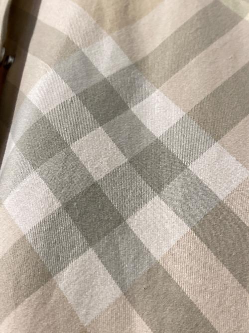 BURBERRY（バーバリー）BURBERRY (バーバリー) 24SS DANIEL LEE(ダニエル・リー) チェックシャツワンピース ベージュ サイズ:40の古着・服飾アイテム
