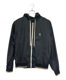 N°21（ヌメロヴェントゥーノ）の古着「ナイロン タフタ パーカー」｜ブラック