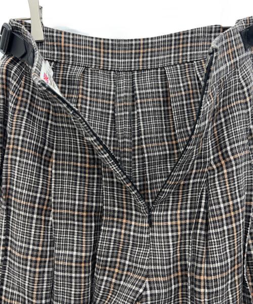 Traditional Weatherwear（トラディショナルウェザーウェア）Traditional Weatherwear (トラディショナルウェザーウェア) SIDE BELT PLEATS CULOTTES ブラウン サイズ:xsの古着・服飾アイテム