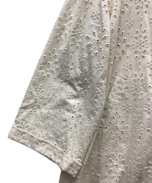 I AM（アイアム）I AM (アイアム) cutwork lace coat アイボリー サイズ:freeの古着・服飾アイテム