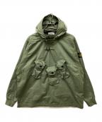 STONE ISLANDストーンアイランド）の古着「STRETCH COTTON GABARDINE PULLOVER/ｽﾄﾚｯﾁｺｯﾄﾝｷﾞｬﾊﾞｼﾞﾝﾌﾟｵｰﾊﾞｰｱﾉﾗｯｸ」｜グリーン