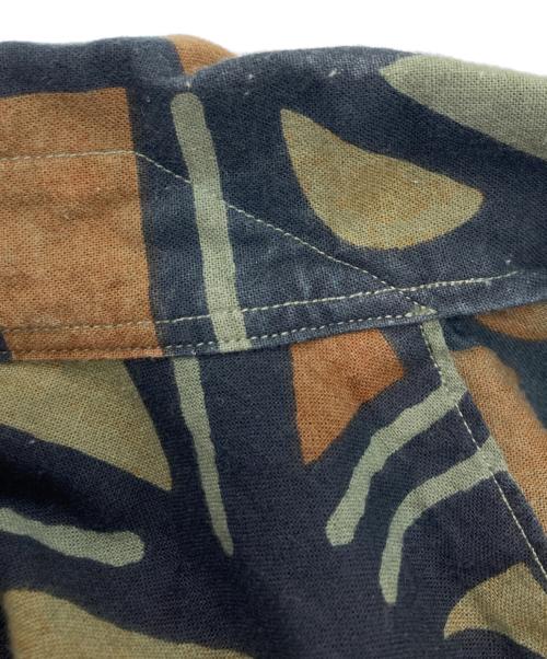 NICENESS（ナイスネス）NICENESS (ナイスネス) HARTLEY インディアコットン 切り替えシャツ グリーン サイズ:Lの古着・服飾アイテム