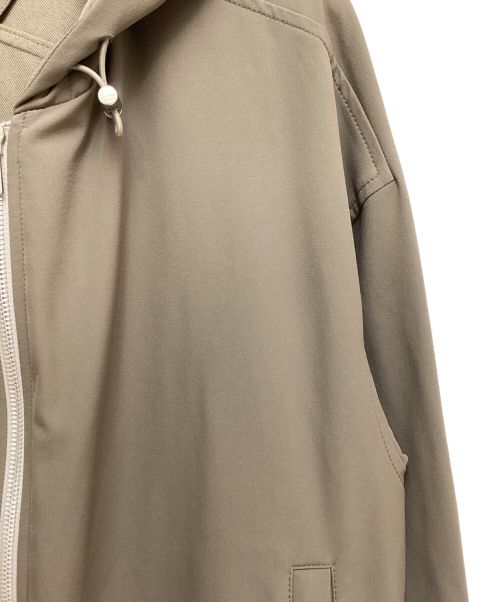 BOTTEGA VENETA（ボッテガベネタ）BOTTEGA VENETA (ボッテガベネタ)  LIGHT TECH GABARDINE BLOUSON (ライトテックギャバジンブルゾン）/ギャバジンフードジップアップブルゾン ベージュ サイズ:46の古着・服飾アイテム