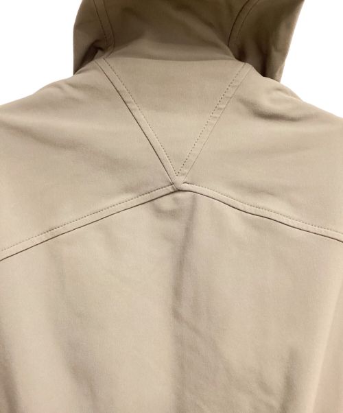 BOTTEGA VENETA（ボッテガベネタ）BOTTEGA VENETA (ボッテガベネタ)  LIGHT TECH GABARDINE BLOUSON (ライトテックギャバジンブルゾン）/ギャバジンフードジップアップブルゾン ベージュ サイズ:46の古着・服飾アイテム