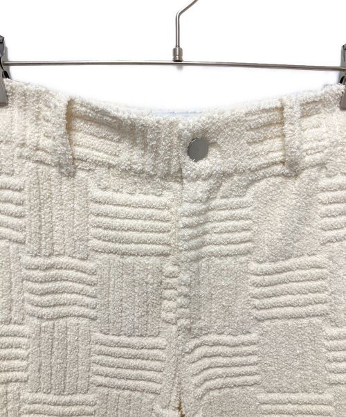 BOTTEGA VENETA（ボッテガベネタ）BOTTEGA VENETA (ボッテガベネタ) ジャガードトラウザーズ アイボリー サイズ:46 未使用品の古着・服飾アイテム
