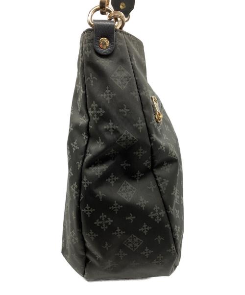 russet（ラシット）russet (ラシット) ラージショルダーバッグ グレーの古着・服飾アイテム