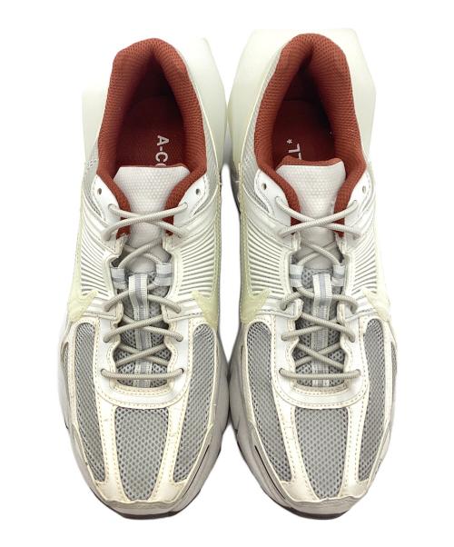 NIKE（ナイキ）NIKE (ナイキ) A-COLD-WALL (ア・コールド・ウォール) Air Zoom Vomero 5 SAIL-OFF WHITE-SUMMI サイズ:US7の古着・服飾アイテム
