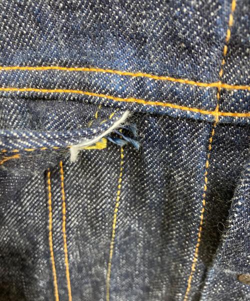 THREE KINGDOMS OVERALLS（スリーキングダムズオーバーオールズ）THREE KINGDOMS OVERALLS (スリーキングダムズオーバーオールズ) デニムジャケット インディゴ サイズ:42の古着・服飾アイテム