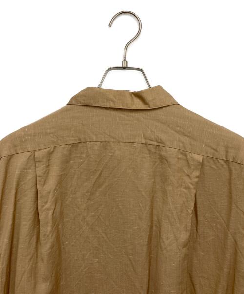 INDIVIDUALIZED SHIRTS（インディビジュアライズドシャツ）INDIVIDUALIZED SHIRTS (インディビジュアライズドシャツ) MAIDENS SHOP (メイデンズショップ) SUPER 130's WOOL LINEN CAMP COLLAR SHIRT ベージュ サイズ:Lの古着・服飾アイテム