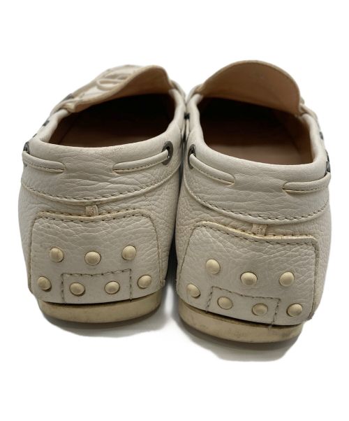 TOD'S（トッズ）TOD'S (トッズ) ドライビングシューズ ホワイト サイズ:38の古着・服飾アイテム