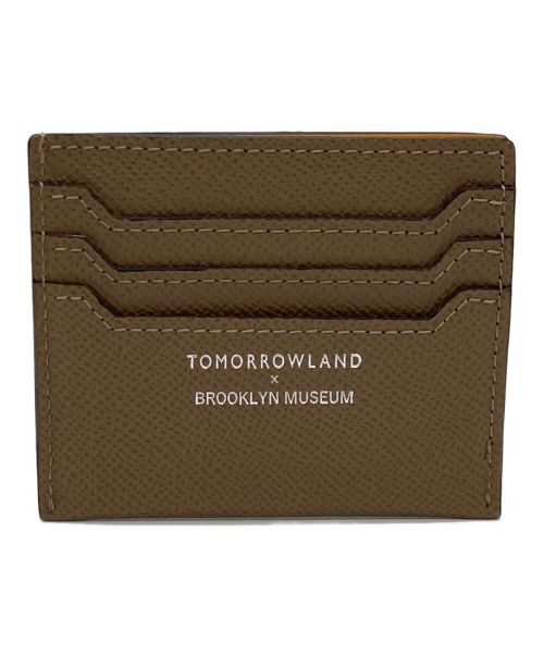 TOMORROW LAND（トゥモローランド）TOMORROW LAND (トゥモローランド) BROOKLYN MUSEUM (ブルックリン ミュージアム) シュリンクレザー ミニスナップウォレット ベージュの古着・服飾アイテム