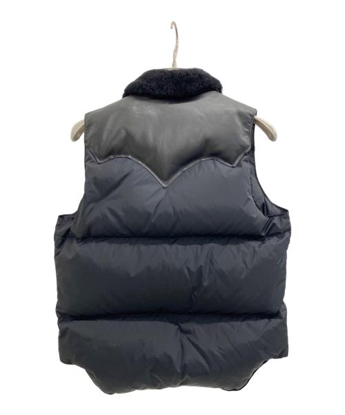 RockyMountainFeatherBed（ロッキーマウンテンフェザーベッド）RockyMountainFeatherBed (ロッキーマウンテンフェザーベッド) ヨークレザー切替レザーダウンベスト ブラック サイズ:36の古着・服飾アイテム