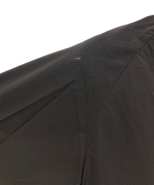 F.C.R.B.（エフシーレアルブリストル）F.C.R.B. (エフシーアールビー) STRETCH LIGHT WEIGHT HOODED BLOUSON ブラック サイズ:Sの古着・服飾アイテム