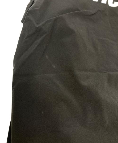 F.C.R.B.（エフシーレアルブリストル）F.C.R.B. (エフシーアールビー) STRETCH LIGHT WEIGHT HOODED BLOUSON ブラック サイズ:Sの古着・服飾アイテム