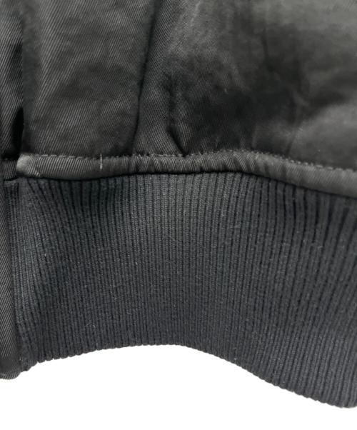 uncrave（アンクレイヴ）uncrave (アンクレイヴ) グロッシーパディング ブルゾン ブラック サイズ:2の古着・服飾アイテム