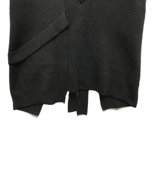 UNITED TOKYO（ユナイテッドトーキョー）UNITED TOKYO (ユナイテッドトーキョー) Vネックアシメニットベスト ブラックの古着・服飾アイテム