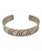 Steve Yellowhorseスティーブイエローホース）の古着「バングル」｜シルバー