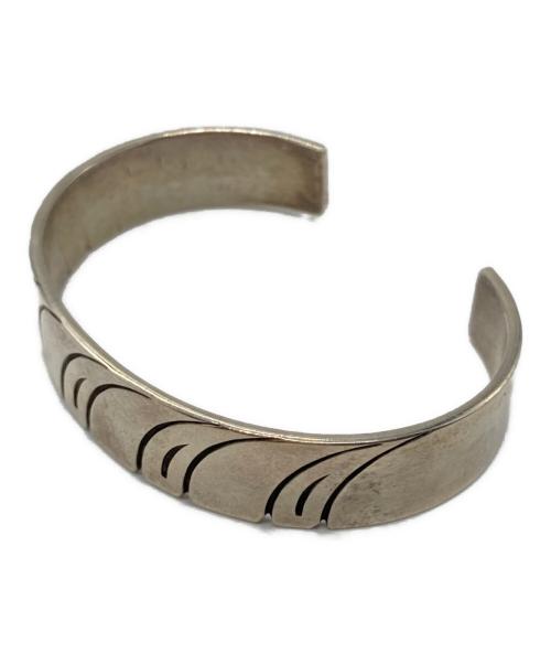 Steve Yellowhorse（スティーブイエローホース）Steve Yellowhorse (スティーブイエローホース) バングル シルバーの古着・服飾アイテム