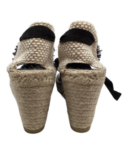 PALOMA BARCELO（パロマバルセロ）paloma barcelo (パロマバルセロ) フラワーモチーフウェッジソールサンダル ブラック サイズ:38の古着・服飾アイテム