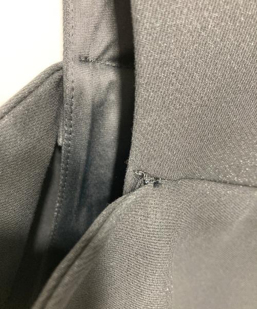 ENFOLD（エンフォルド）ENFOLD (エンフォルド) オフショルアシンメトリカットソー ブラック サイズ:38の古着・服飾アイテム