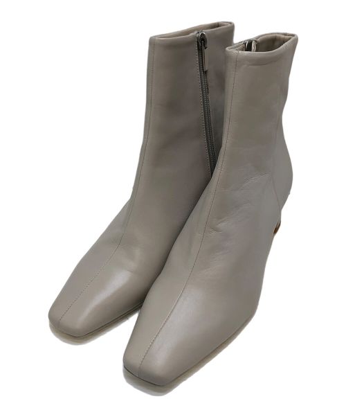 Le Talon GRISE（ル タロン グリーズ）Le Talon GRISE (ル タロン グリーズ) ショートブーツ ライトグレー サイズ:Mの古着・服飾アイテム