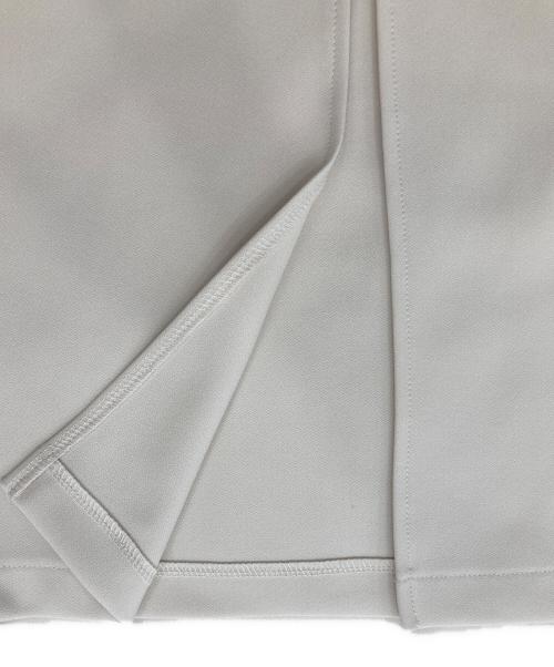 CAPRICIEUX LE'MAGE（カプリシューレマージュ）CAPRICIEUX LE'MAGE (カプリシューレマージュ) ドロストノースリワンピース アイボリー サイズ:FREEの古着・服飾アイテム