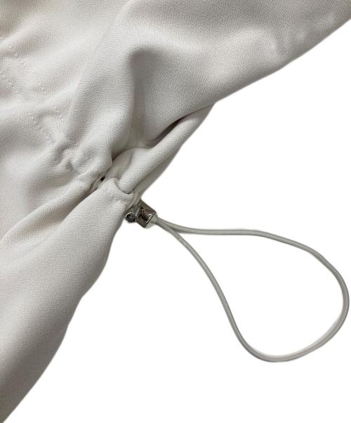 CAPRICIEUX LE'MAGE（カプリシューレマージュ）CAPRICIEUX LE'MAGE (カプリシューレマージュ) ドロストノースリワンピース アイボリー サイズ:FREEの古着・服飾アイテム