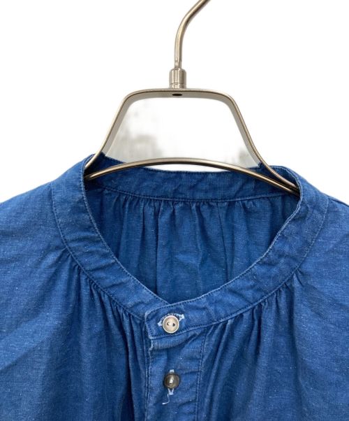 nest Robe（ネストローブ）nest Robe (ネストローブ) 刺繍インディゴスモックブラウス インディゴ サイズ:Fの古着・服飾アイテム