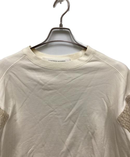 COGTHEBIGSMOKE（コグザビッグスモーク）COGTHEBIGSMOKE (コグザビッグスモーク) GINGER TOP CONTRASTING SLV/ジンジャーコントラスチングスリーブ アイボリー サイズ:1の古着・服飾アイテム